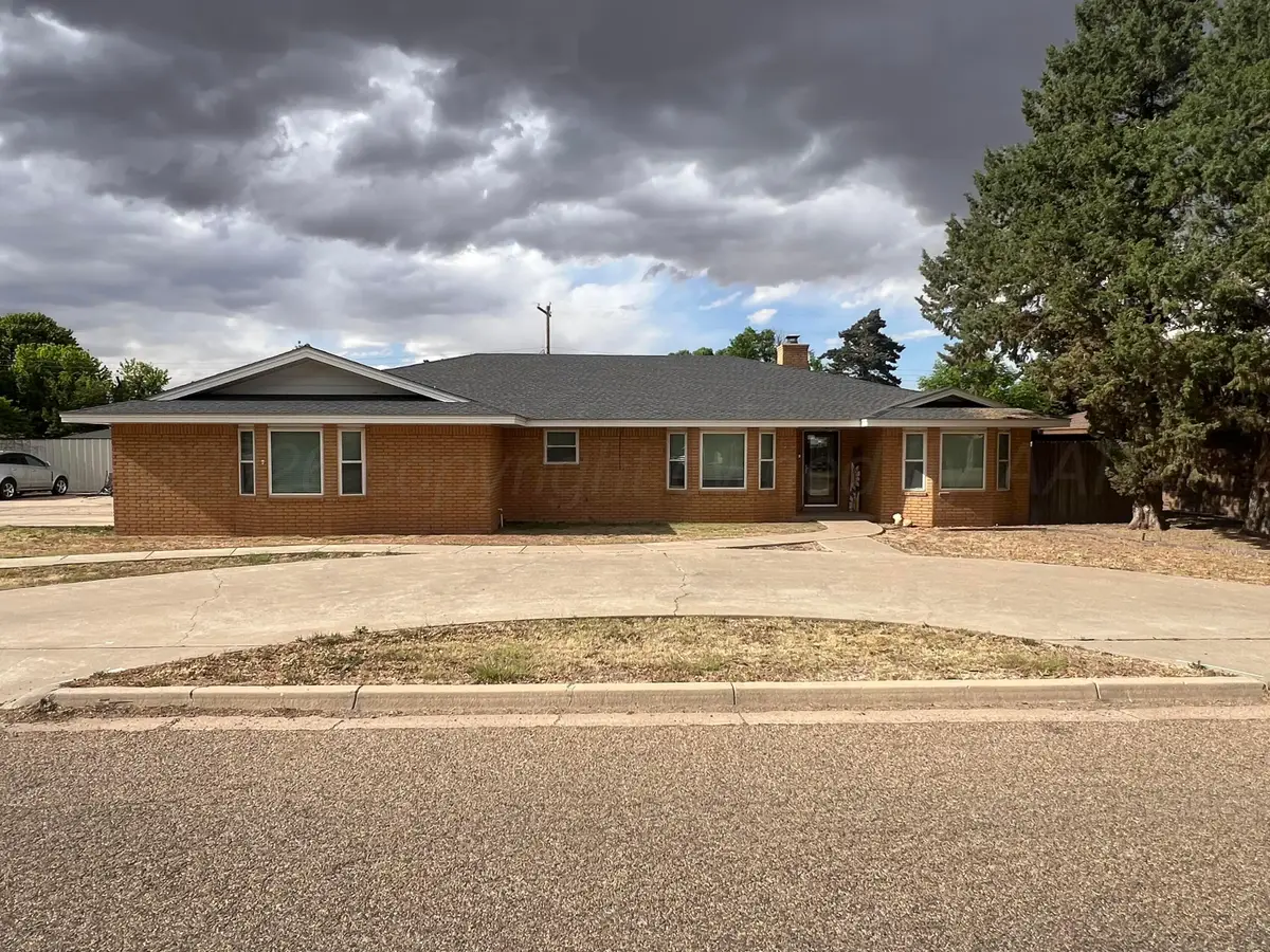 1208 W 8th Street, Friona, TX 79035 - #1