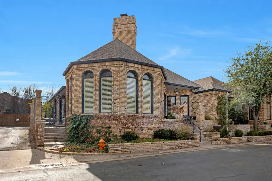 1 Gunn Court, Amarillo, TX 79106-4163 - Image #2