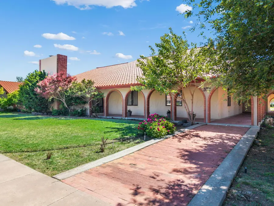 804 Walter Wilmeth Drive, Spearman, TX 79081 - #3