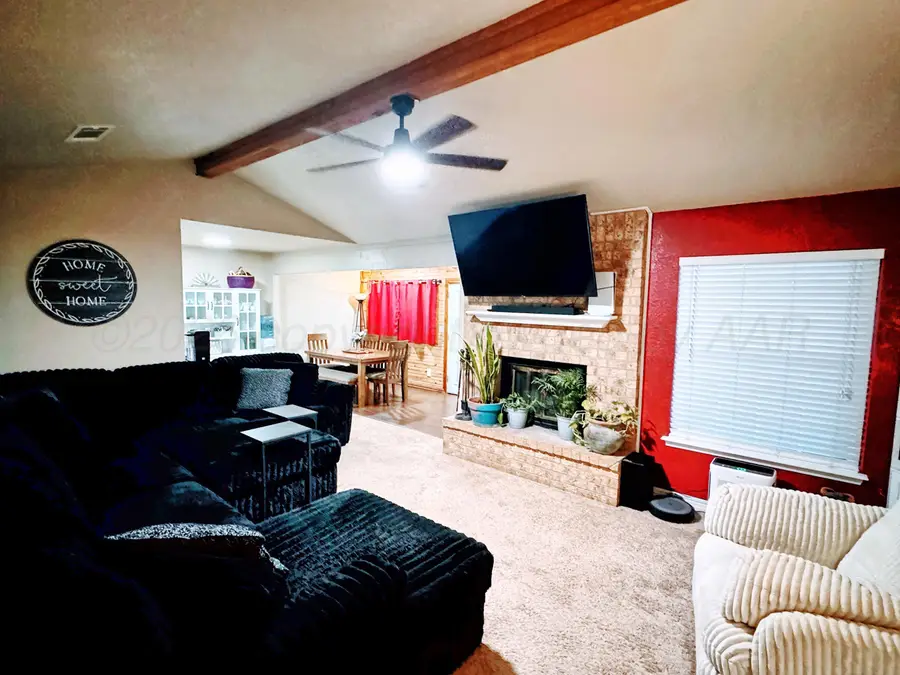 1537 S Cedar Street, Perryton, TX 79070 - #2