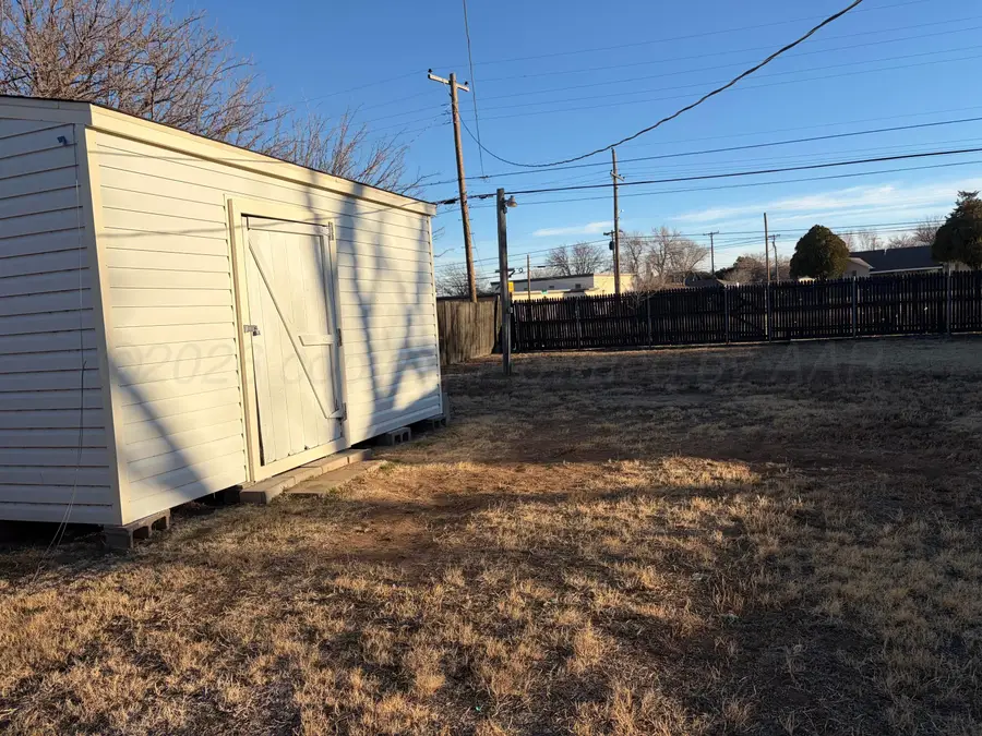 4913 SW 16th Avenue, Amarillo, TX 79106 - #3