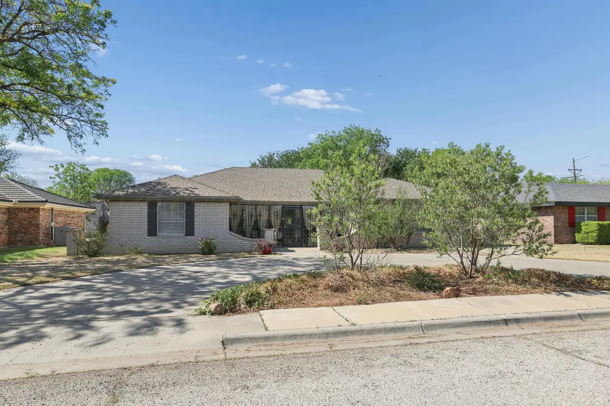 7211 Gainsborough Road, Amarillo, TX 79106-2616 - #1