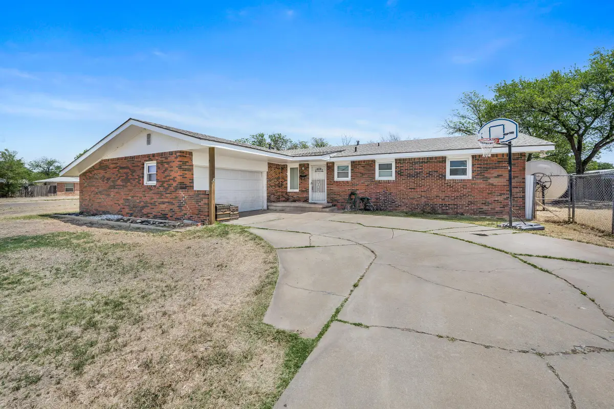 1401 S Seminole Street, Amarillo, TX 79104 - #1