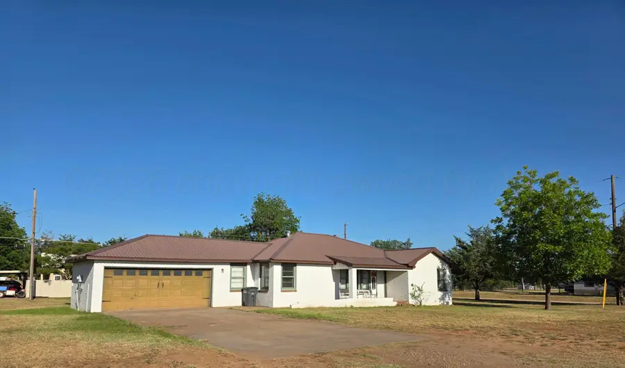 1415 Goodwin Avenue, Paducah, TX 79248 - #2