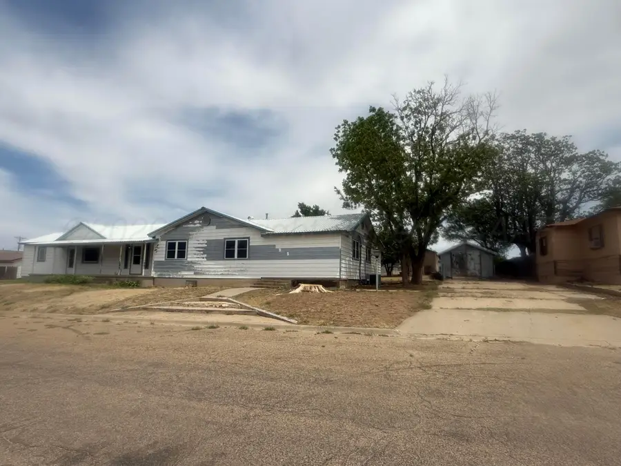 901 Lindberg Street, Skellytown, TX 79080-1873 - #3