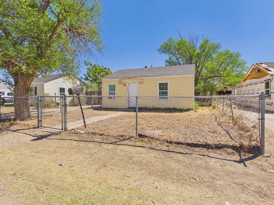 1412 N Marrs Street, Amarillo, TX 79107 - #2