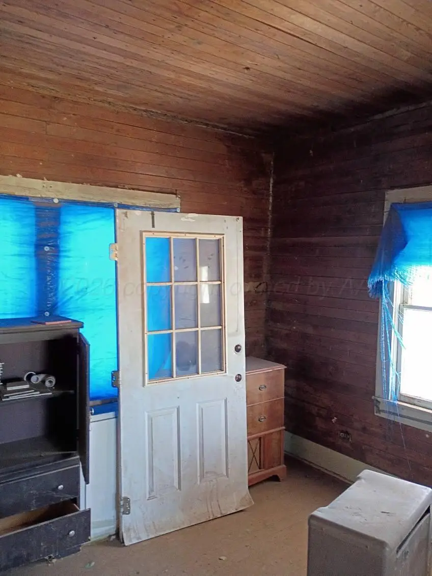 328 N Austin Avenue, Tulia, TX 79088 - #2