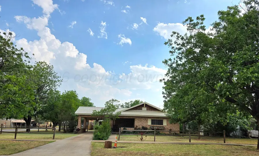 510 Avenue E Se, Childress, TX 79201 - #3