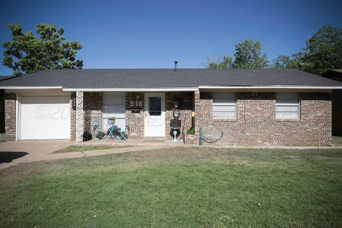 516 Pecan Avenue, Dumas, TX 79029-3016 - #1