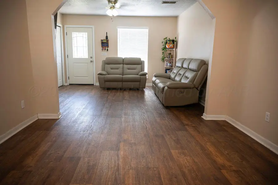 516 Pecan Avenue, Dumas, TX 79029-3016 - #2