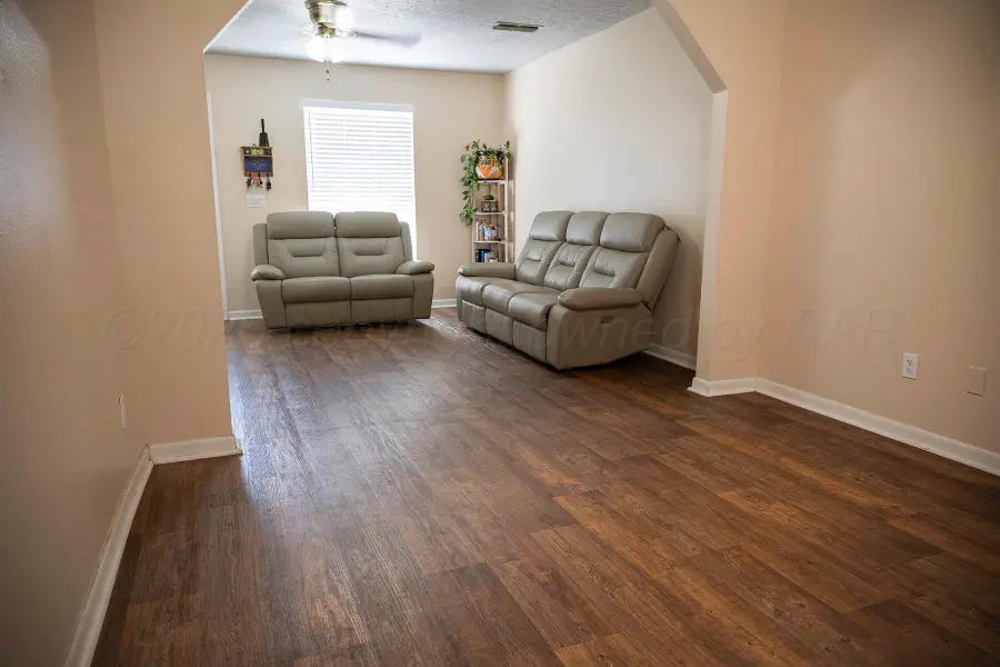 516 Pecan Avenue, Dumas, TX 79029-3016 - #3