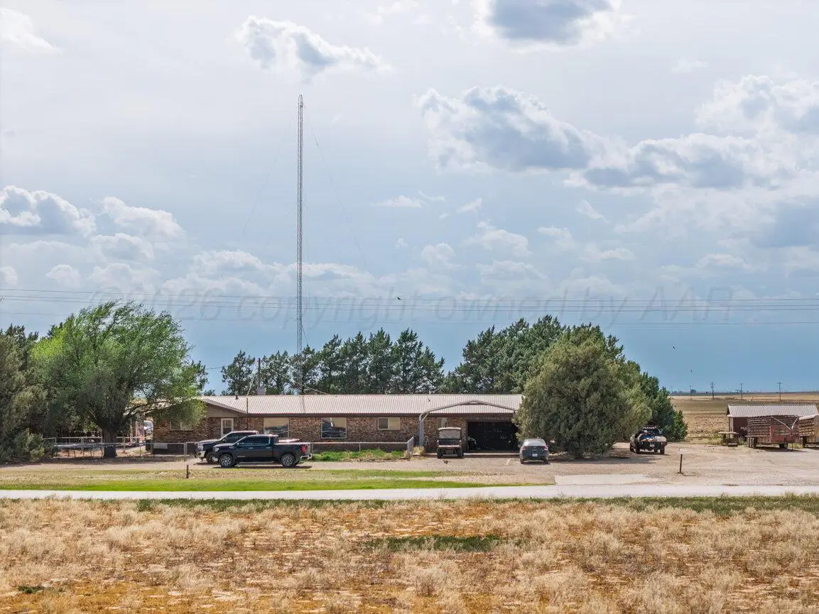 693 County Road 24, Friona, TX 79035 - #1