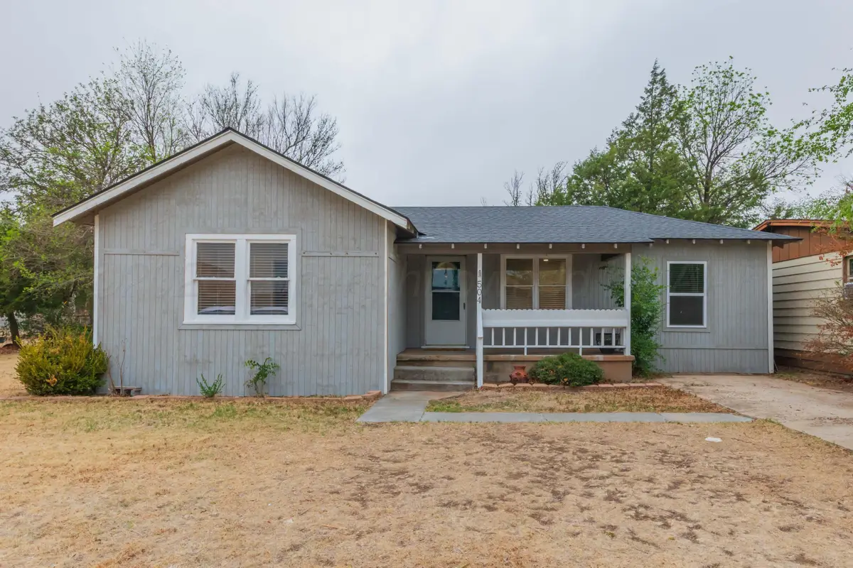 504 High Street, Claude, TX 79019 - #1