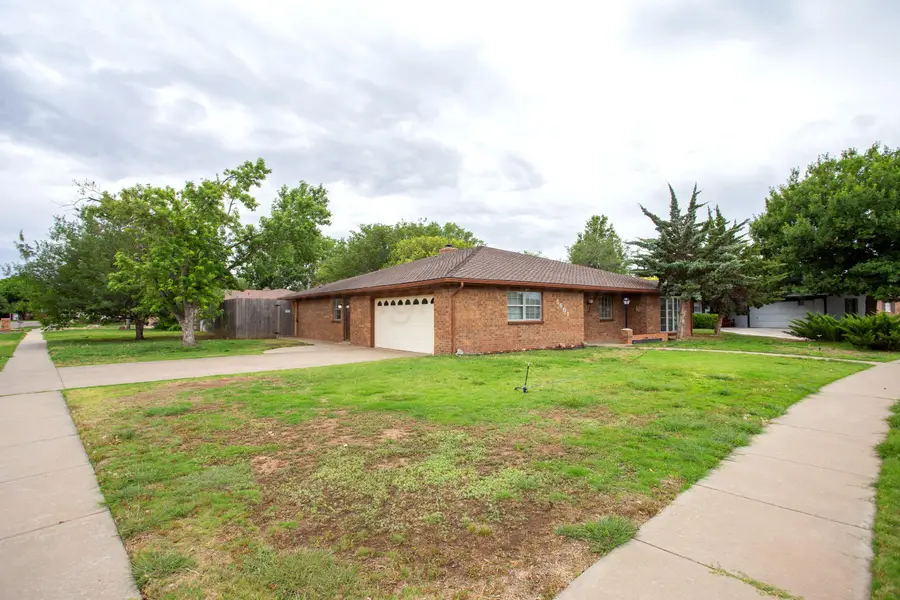 5601 Granada Drive, Amarillo, TX 79109-5215 - #3