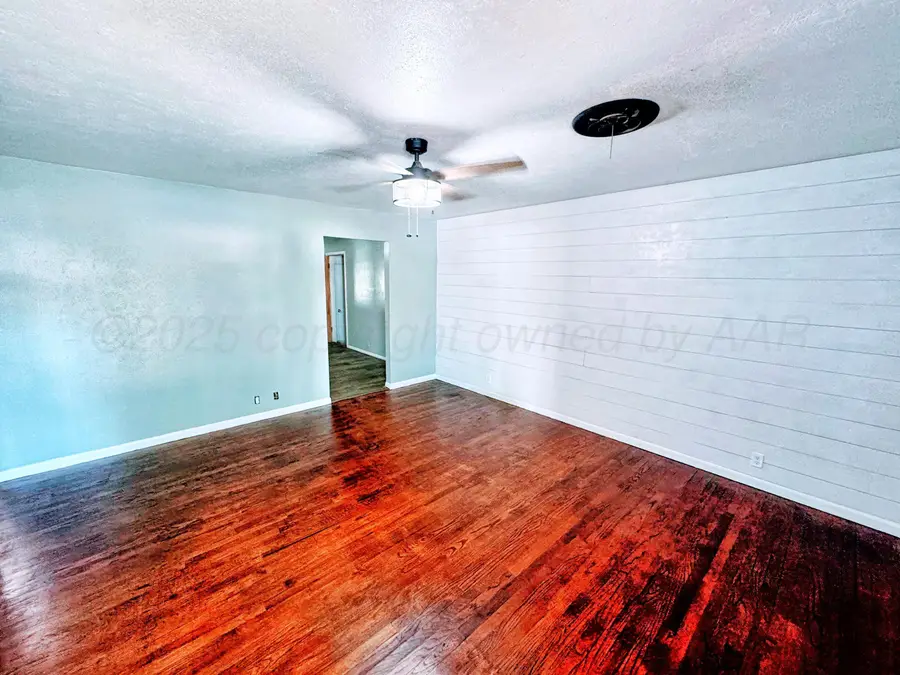 2214 Harvard Drive, Perryton, TX 79070 - #2