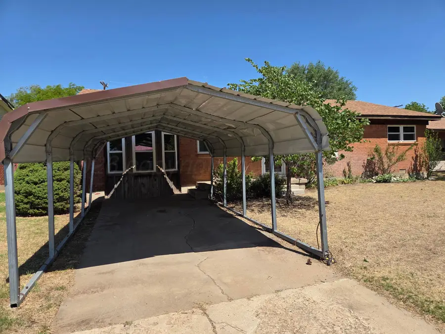 1909 Grinnell Drive, Perryton, TX 79070-5011 - #3