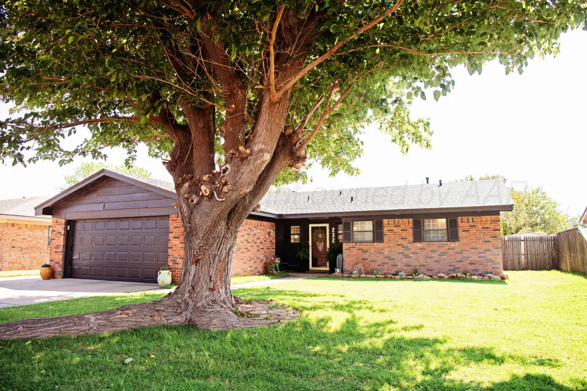 232 Hickory Street, Hereford, TX 79045 - #1