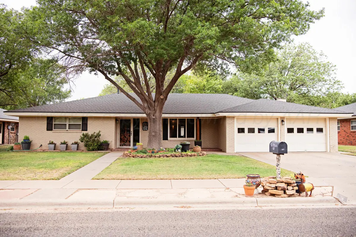 127 Mimosa Street, Hereford, TX 79045 - #1