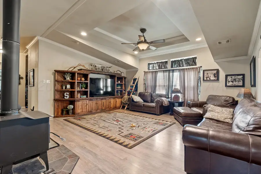 920 18th Street, Hereford, TX 79045 - #3