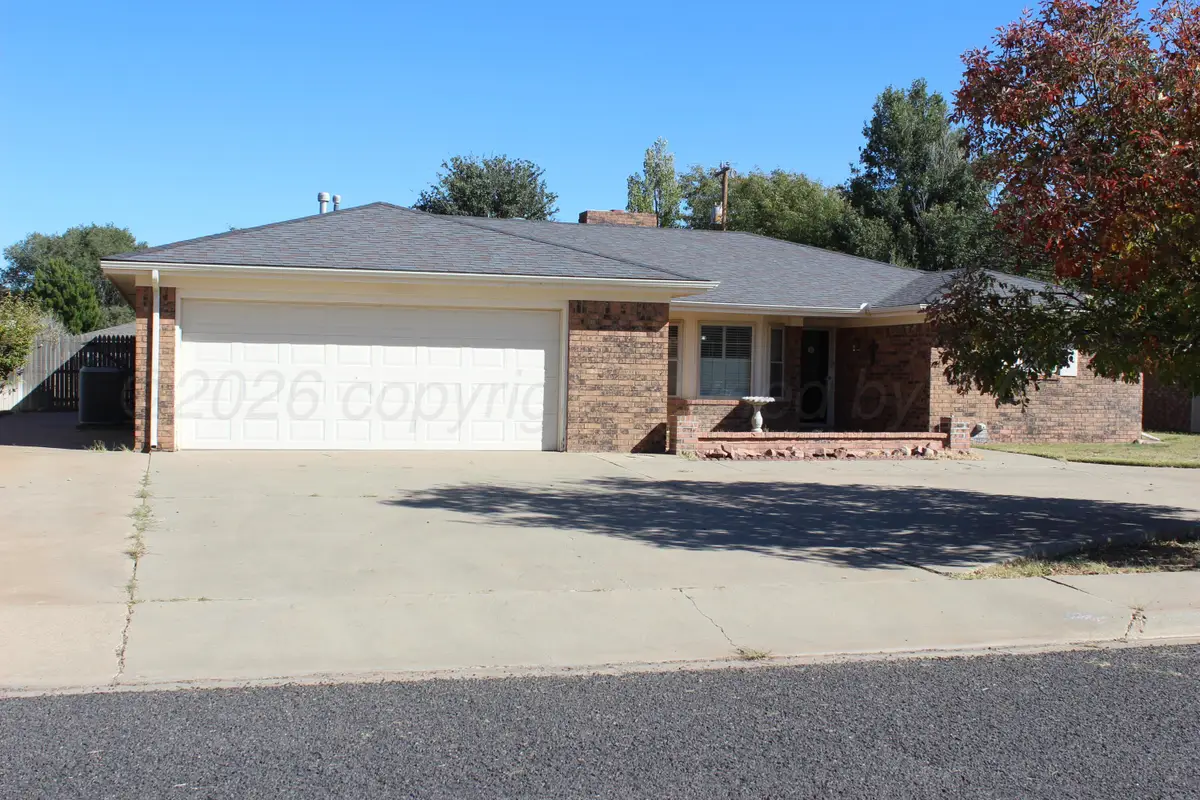 344 N Elm Street, Hereford, TX 79045 - #1