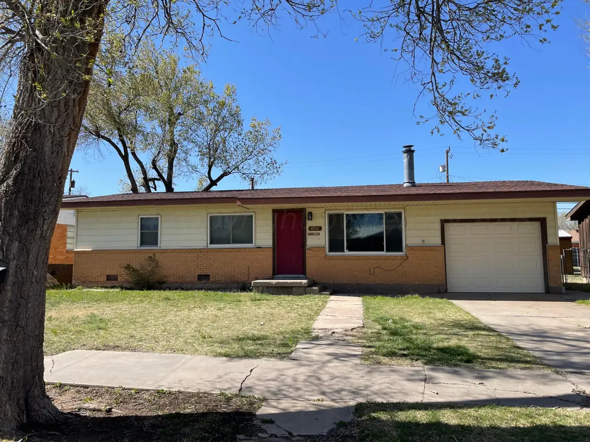 2014 S Drake Drive, Perryton, TX 79070 - #1