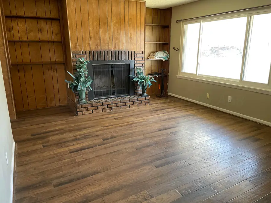 2014 S Drake Drive, Perryton, TX 79070 - #2