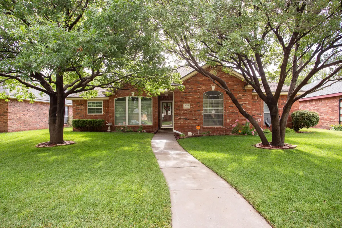 5705 Foxcroft Drive, Amarillo, TX 79109-7431 - #1