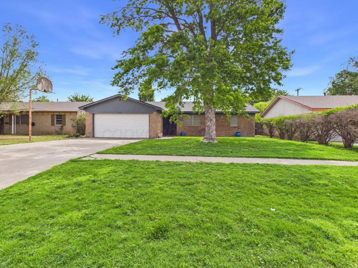 1113 Powell Avenue, Dumas, TX 79029 - #1