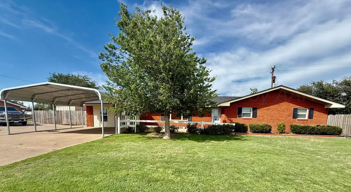 601 S Main Street, Stratford, TX 79084 - #1