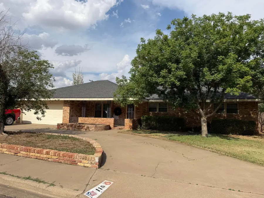 116 S Kingwood Street, Hereford, TX 79045 - #3