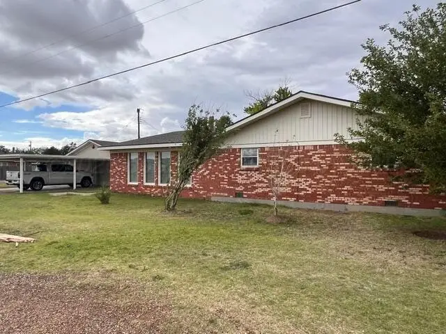 2310 Harvard Drive, Perryton, TX 79070 - #3