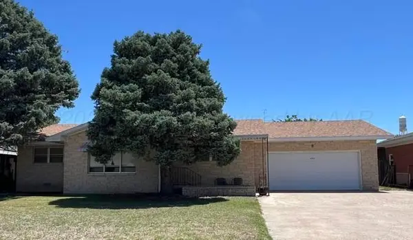 406 N Maple Street, Booker, TX 79024