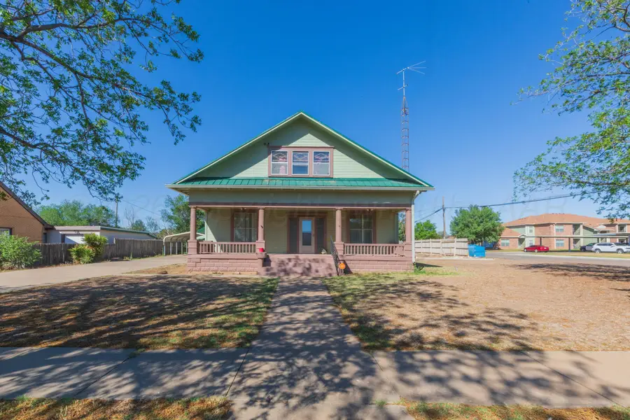 311 Jackson Avenue, Hereford, TX 79045 - #2