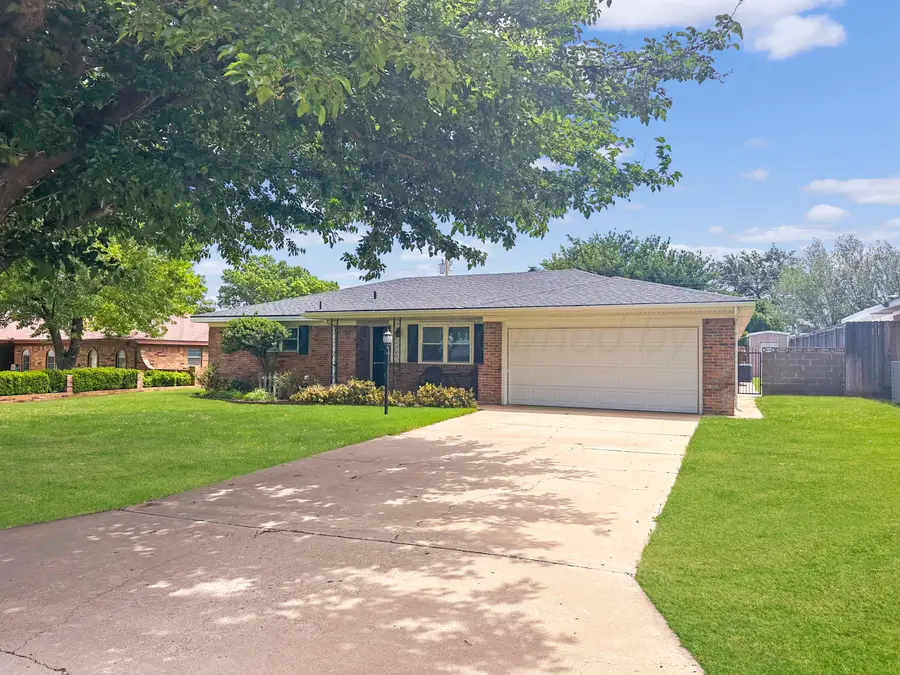 1907 Hemlock Street, Borger, TX 79007 - #2