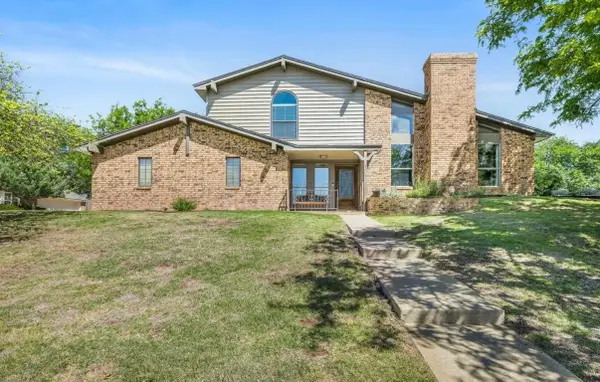 101 Jynteewood Drive, Canyon, TX 79015-1705