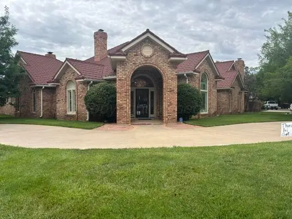 7736 Baughman Drive, Amarillo, TX 79121-1752