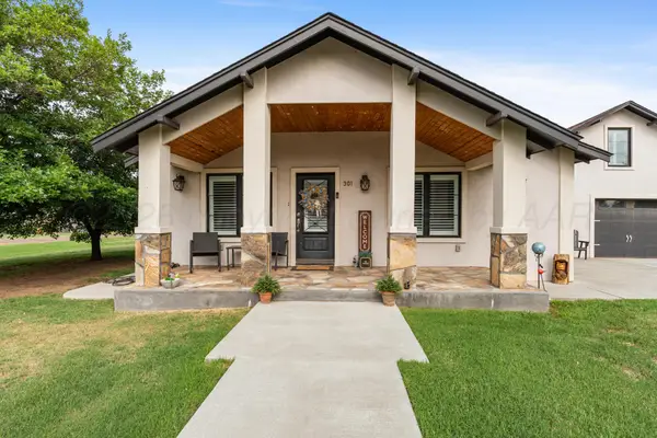 301 Shelton Avenue, Groom, TX 79039-2010