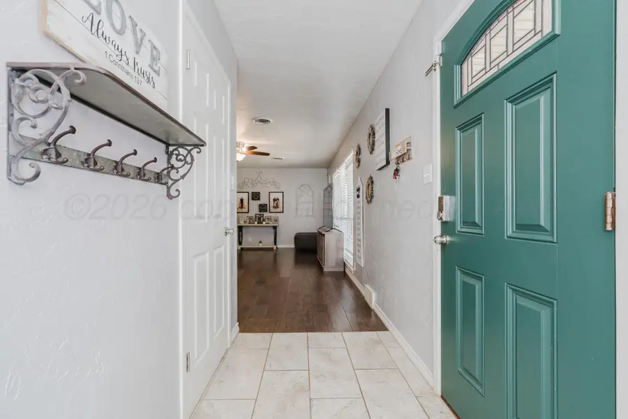 2313 N Mary-ellen Street, Pampa, TX 79065 - #2