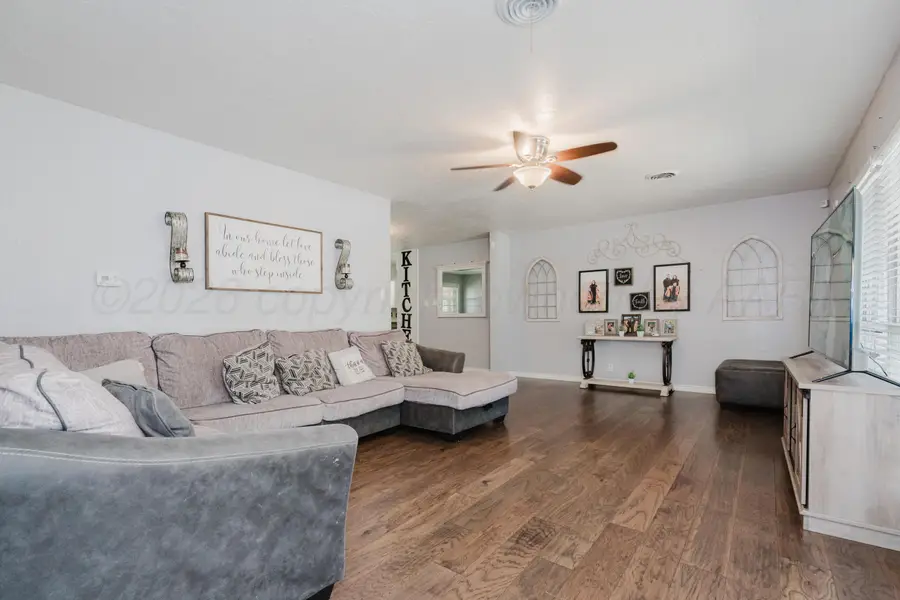 2313 N Mary-ellen Street, Pampa, TX 79065 - #3
