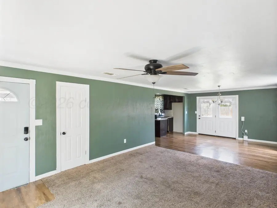 505 S Ridgeland Avenue, Fritch, TX 79036 - Image #3