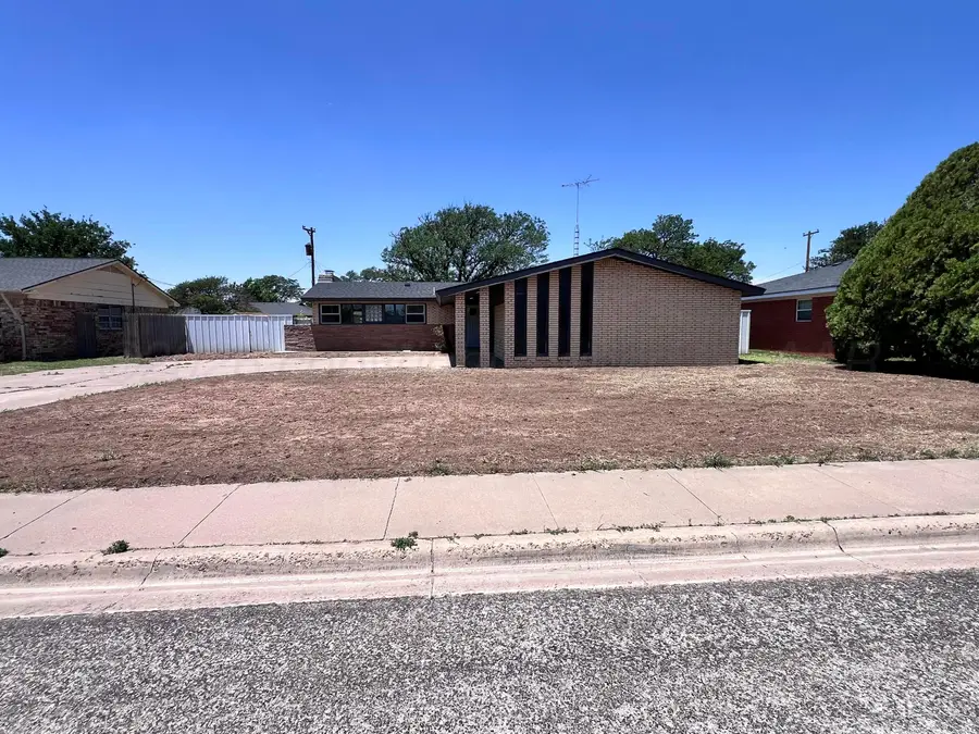 123 Greenwood Street, Hereford, TX 79045 - #2