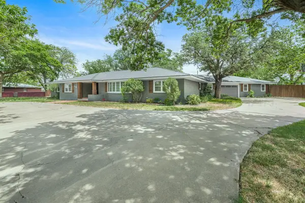 210 N Texas Avenue, Hereford, TX 79045