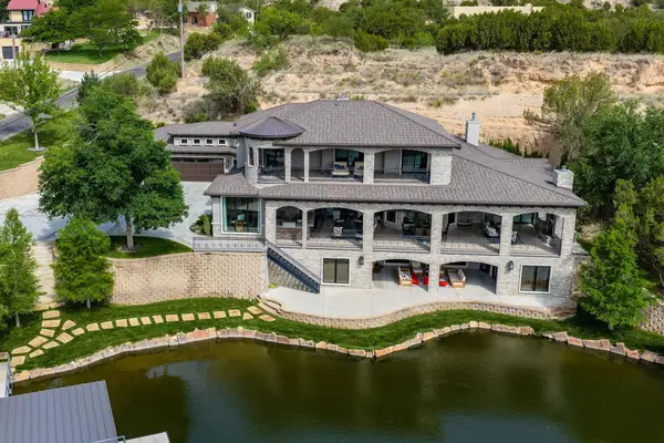 313 S Shore Drive, Amarillo, TX 79118-8015