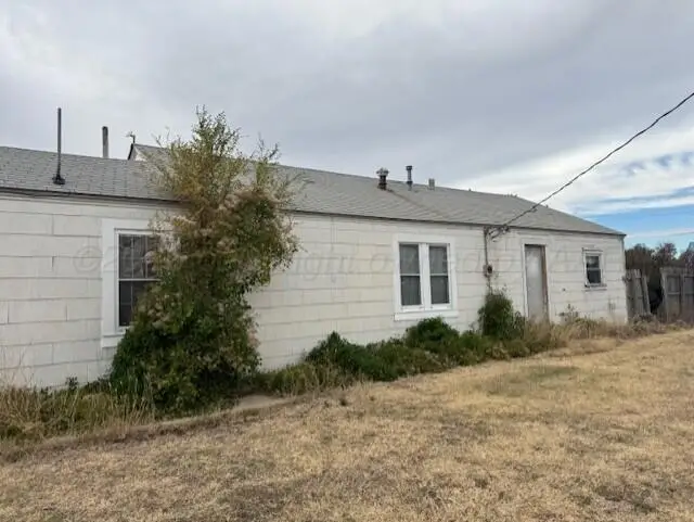 410 Maple Street, Darrouzett, TX 79024 - #2