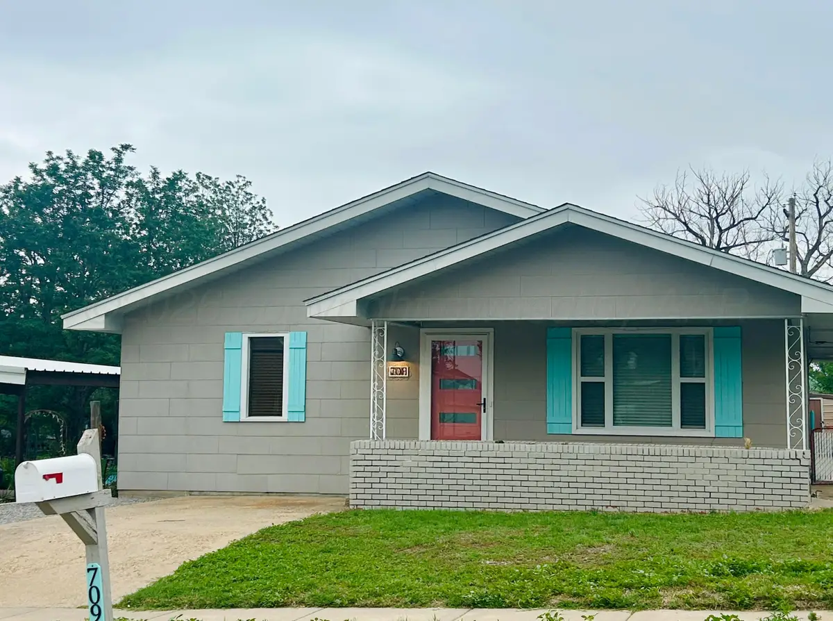 709 S 6th Street, Canadian, TX 79014 - #1
