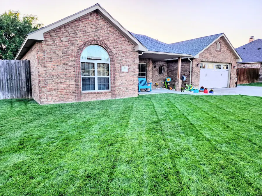 2206 Sequoia Street, Perryton, TX 79070-5809 - #2