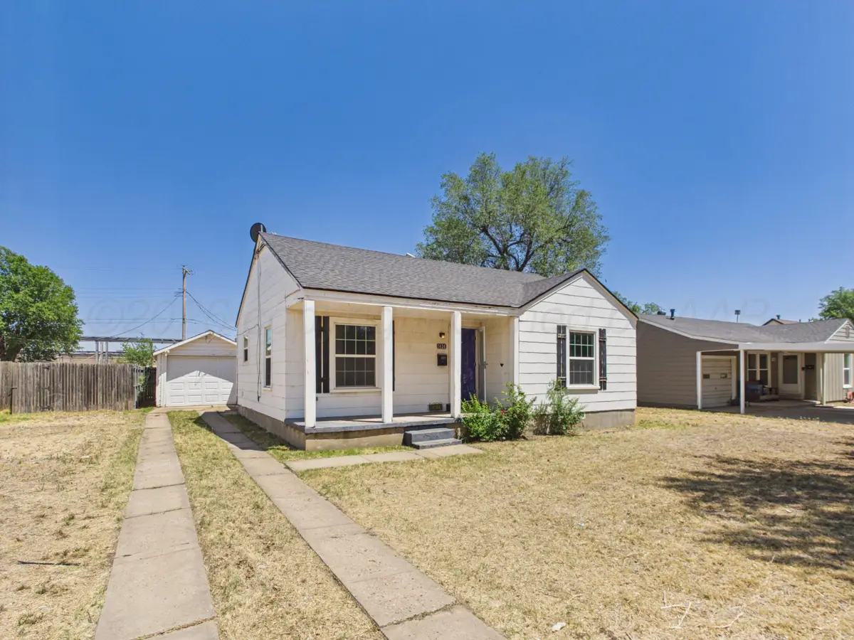 1424 N Russell Street, Pampa, TX 79065-4320 - #1