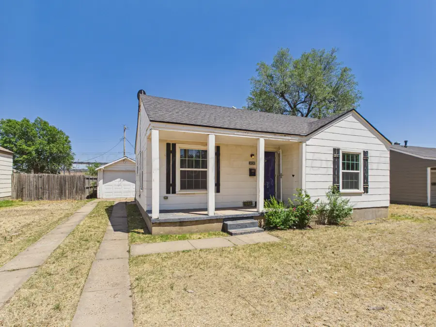 1424 N Russell Street, Pampa, TX 79065-4320 - #3