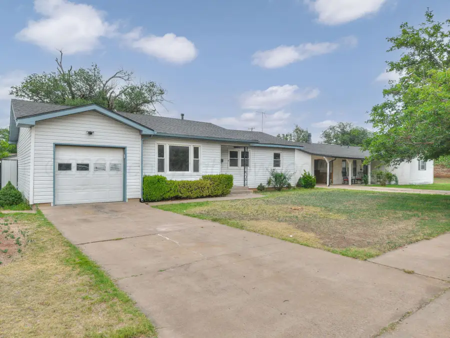 925 Morton Avenue, Dumas, TX 79029-5232 - #2