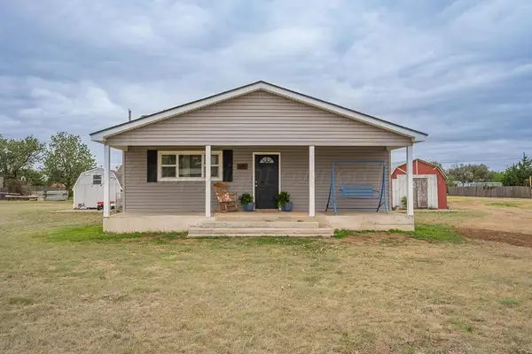 611 Chester, Panhandle, TX 79068-1100